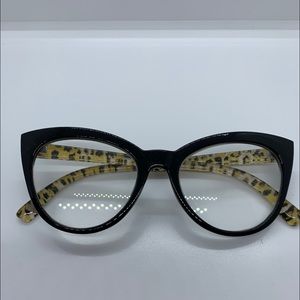 Betsey Johnson readers